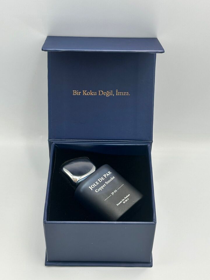 Copper Smoke JP-111 Erkek Parfümü | Deri Amber Dumanlı Gece Kokusu